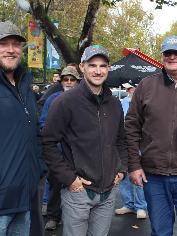 Growers outside the trade show